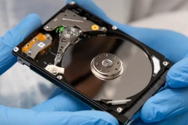 retrieve data from crashed hard disk​