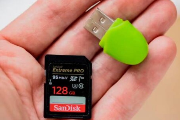 refusing to add space sandisk​